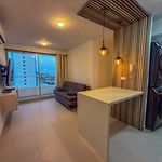 Full 3-Bedroom Apartment 5 Minutes From The Beach