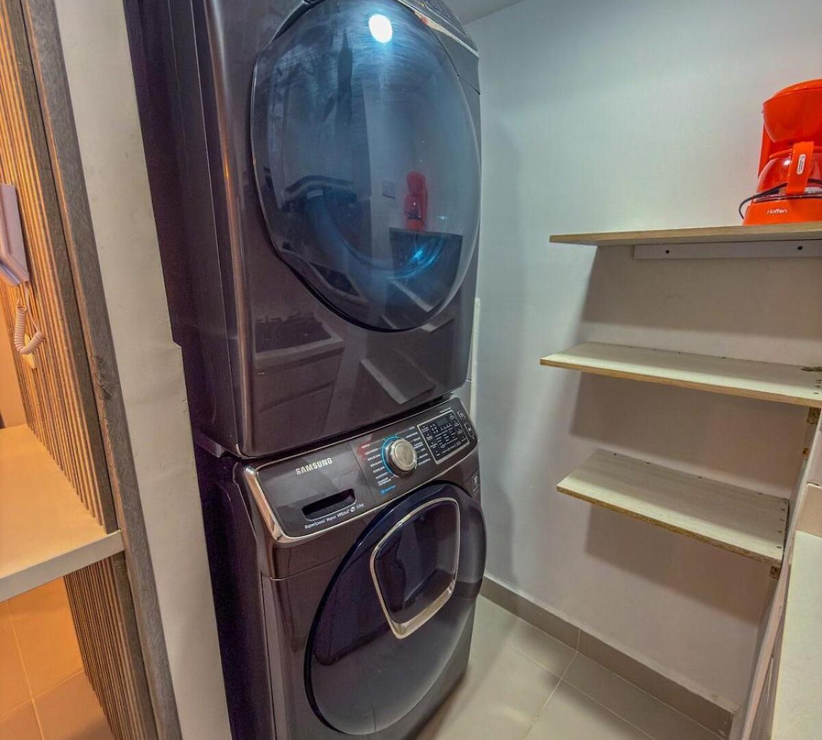 Full 3-bedroom 5 Minutes From The