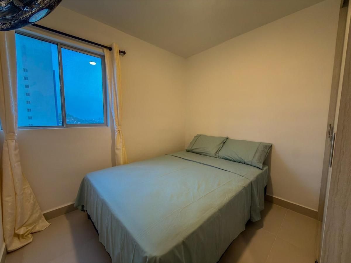 Full 3-bedroom 5 Minutes From The *