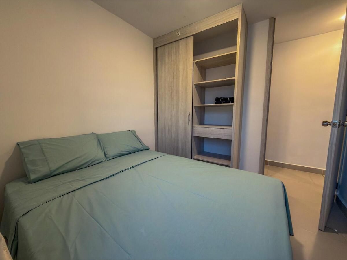 Full 3-bedroom 5 Minutes From The *